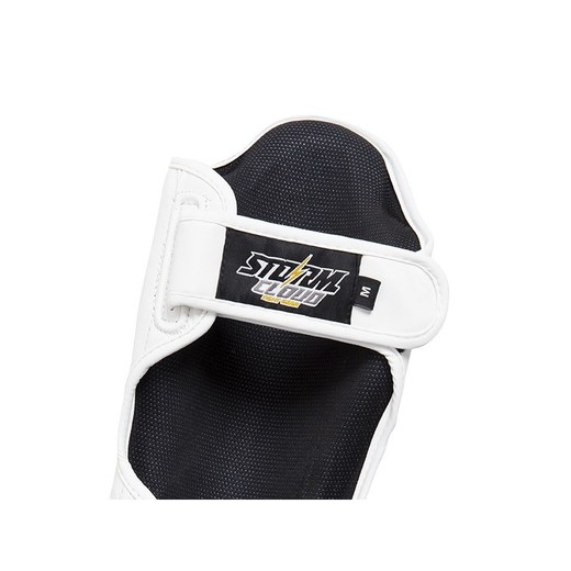 StormCloud &quot;Lite&quot; Shin Guards - white