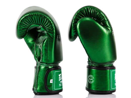 FAIRTEX BGV22 BOXING GLOVES (metallic green) + &quot;K&quot; bag