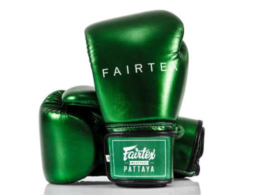 FAIRTEX BGV22 BOXING GLOVES (metallic green) + &quot;K&quot; bag